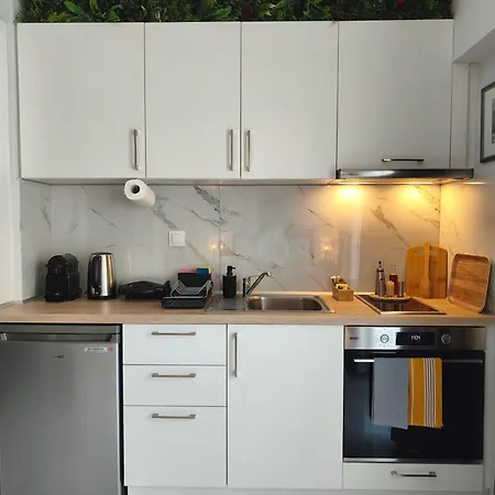 Atria Five شقة كافالا