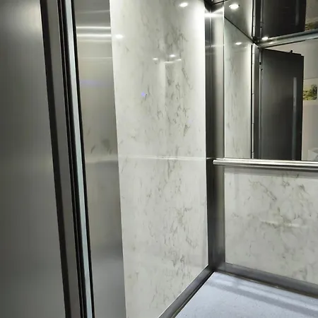 Atria Five شقة كافالا